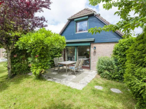 Lovely holiday home in Wolphaartsdijk close to the lake
